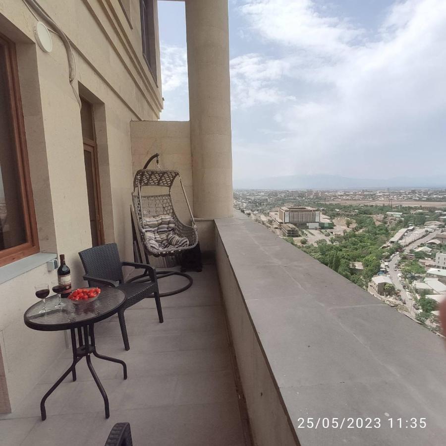 Mountain View Apartment Yerevan Exterior photo